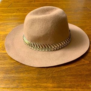 Beautiful Light Pink Wool Hat